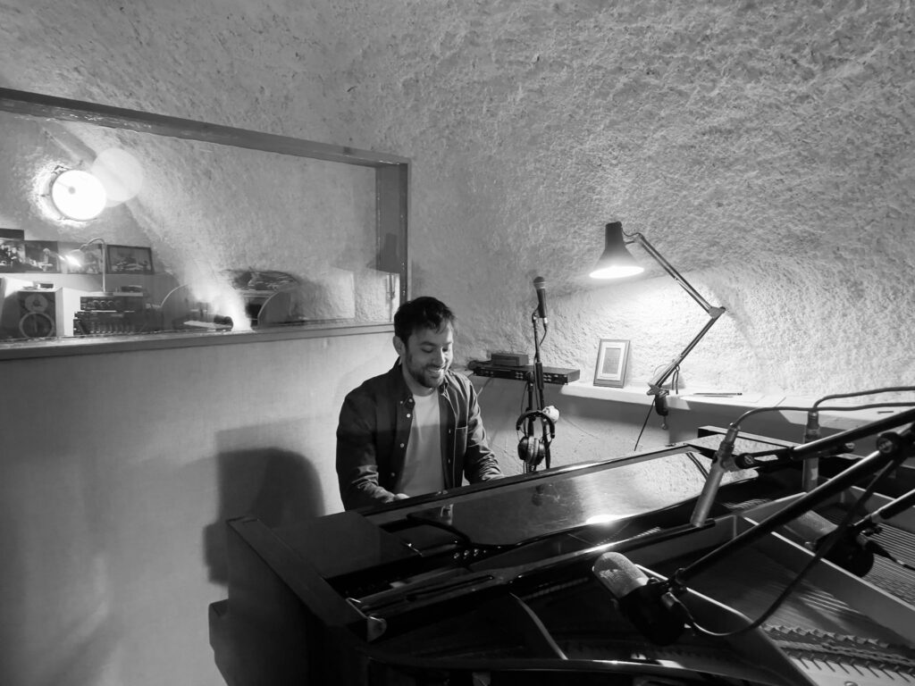 Élèves Tune Upp en session d'enregistrement studio
